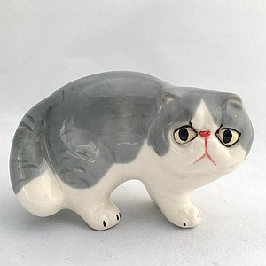 Фарфоровая статуэтка кошка Экзот малый серо-белый