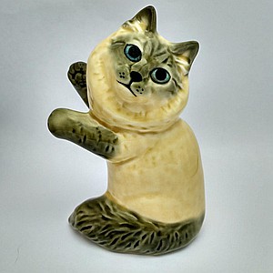 Фарфоровая статуэтка кошка Невская маскарадная